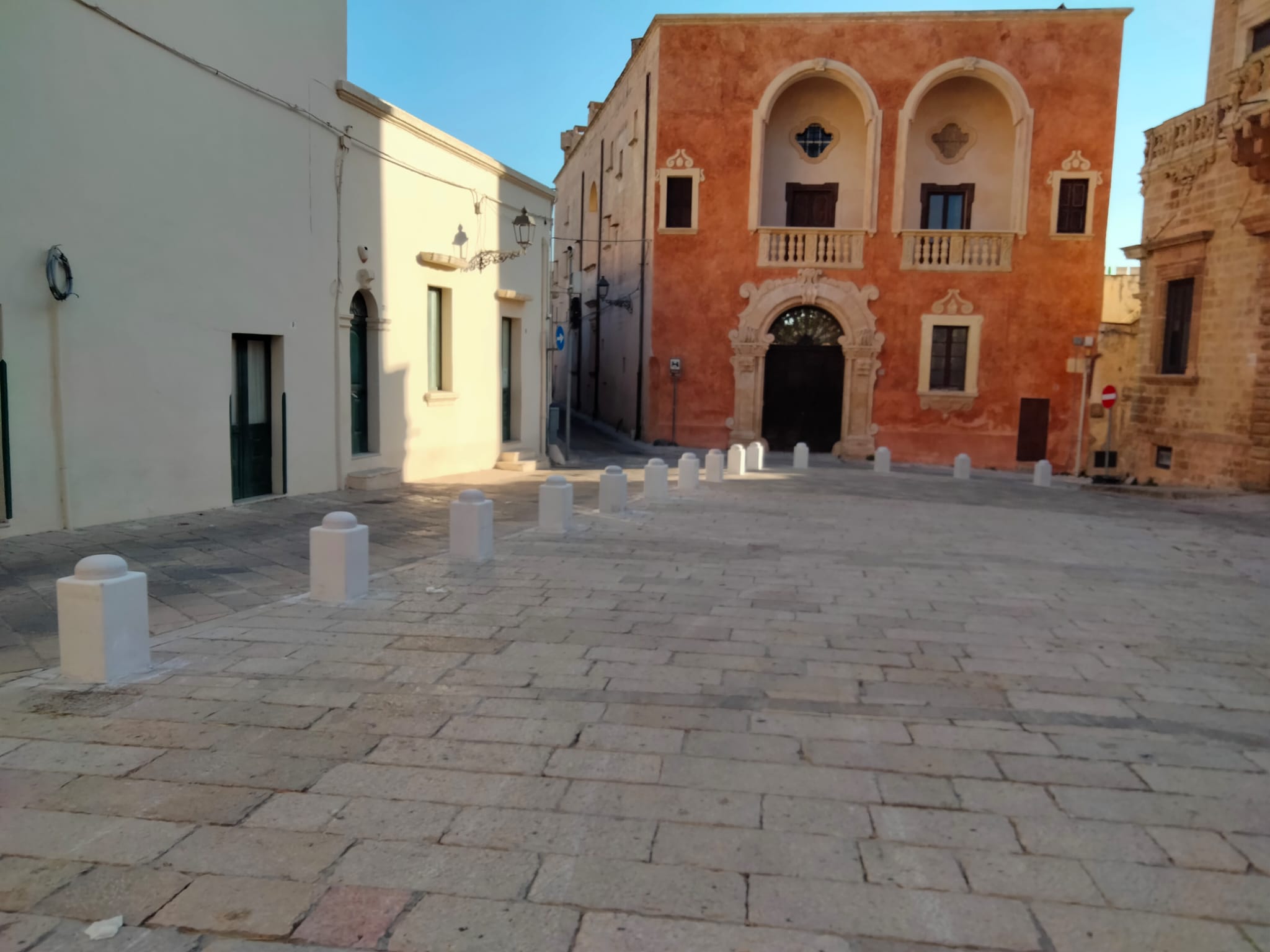 “Piazza interdetta”: La consigliera Barlabà critica il recente intervento in piazza D’Elia