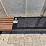Installate in piazza Indipendenza due panchine intelligenti Eco-Smart