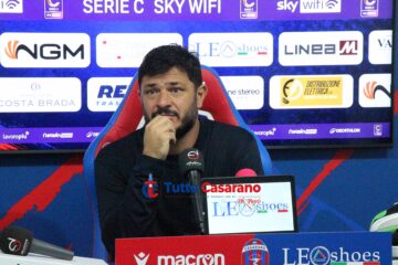 Casarano, esonerato mister Di Bari dopo il 5-2 di Cava de’ Tirreni. Filograna Sergio: “Decisione definitiva”
